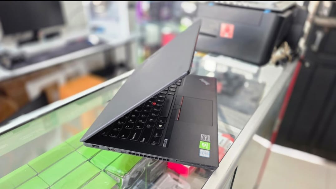 Lenovo ThinkPad Core i7 Dual VGA