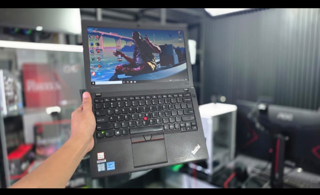 LENOVO THINKPAD CORE i5